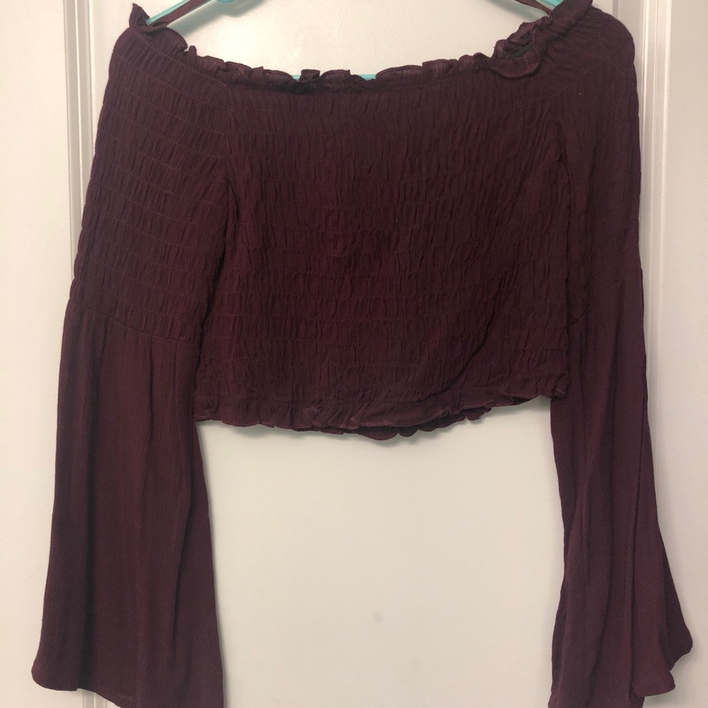 Off the shoulder PacSun top